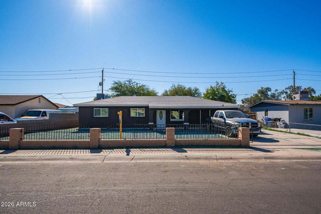 3349 W CAMBRIDGE Avenue, Phoenix, AZ 85009