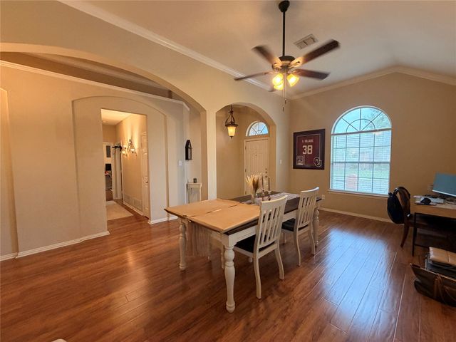 8640 Woodcreek Drive, Irving, TX 75063