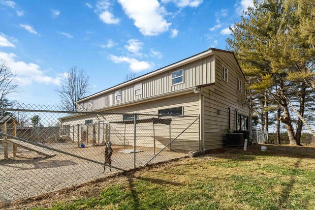 3280 E Hwy 635, Science Hill, KY 42553