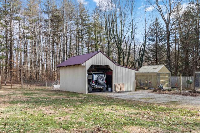 3280 E Hwy 635, Science Hill, KY 42553