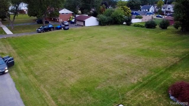 31525 Windsor Street, Garden City, MI 48135