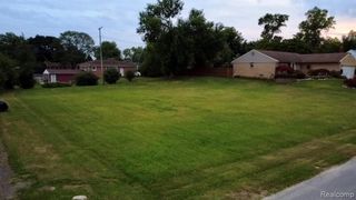 31525 Windsor Street, Garden City, MI 48135