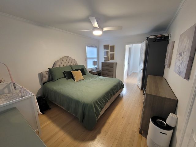6156 N Kedvale Avenue, Chicago, IL 60646