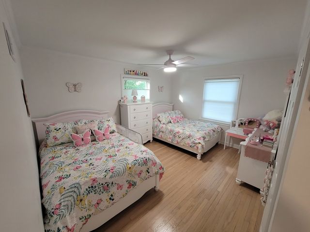 6156 N Kedvale Avenue, Chicago, IL 60646