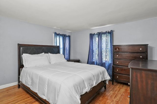 51 Crystal Street, Lowell, MA 01852