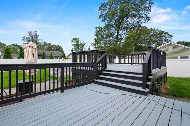 51 Crystal Street, Lowell, MA 01852