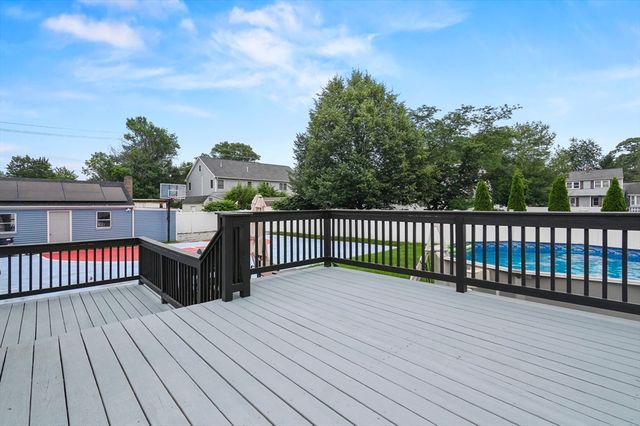 51 Crystal Street, Lowell, MA 01852