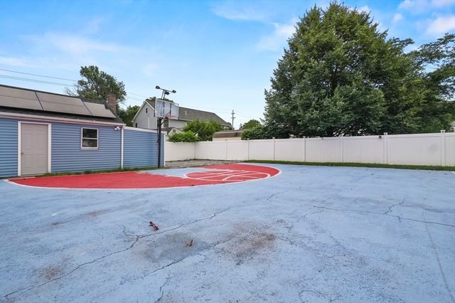 51 Crystal Street, Lowell, MA 01852