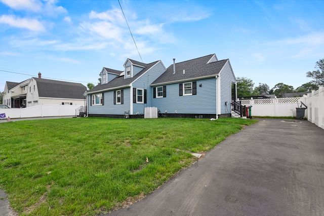 51 Crystal Street, Lowell, MA 01852