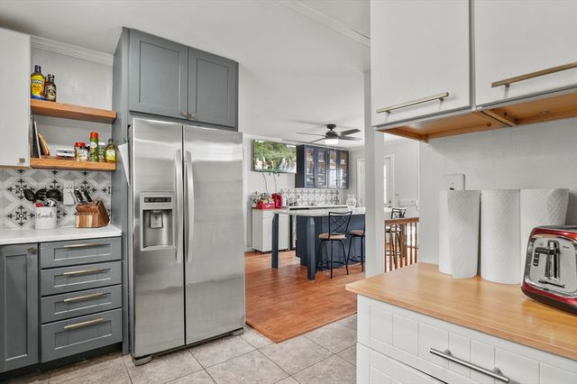 51 Crystal Street, Lowell, MA 01852
