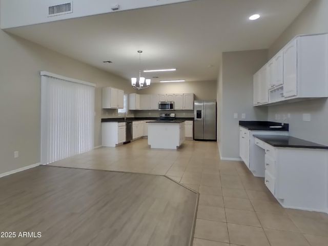 17244 W MAUI Lane, Surprise, AZ 85388