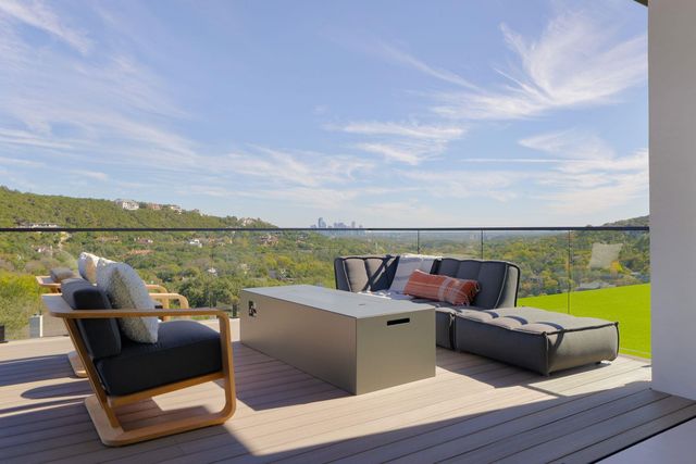 1003 The High RD, Austin, TX 78746