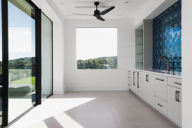 1003 The High RD, Austin, TX 78746