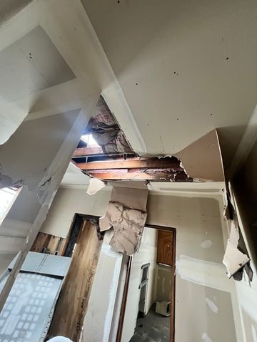 3827 W Fillmore Street, Chicago, IL 60624