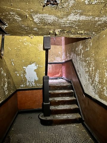 3827 W Fillmore Street, Chicago, IL 60624