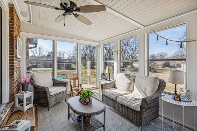 208 Bailey Collins Dr, Smyrna, TN 37167