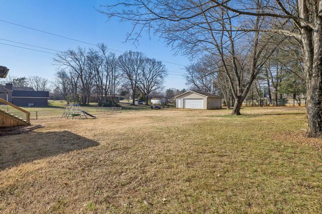 208 Bailey Collins Dr, Smyrna, TN 37167