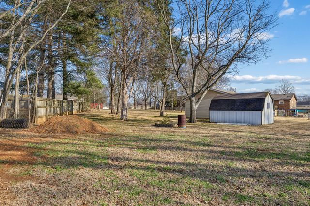 208 Bailey Collins Dr, Smyrna, TN 37167