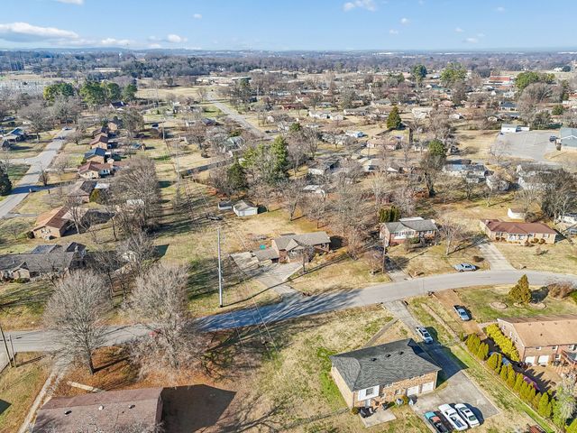 208 Bailey Collins Dr, Smyrna, TN 37167