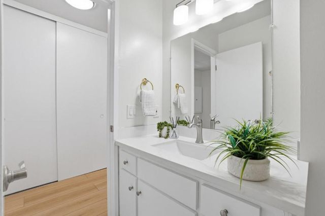 315 Carlos Avenue, Redwood City, CA 94061