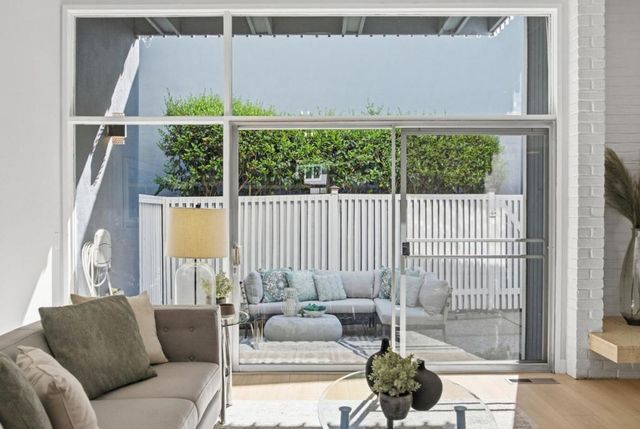 315 Carlos Avenue, Redwood City, CA 94061