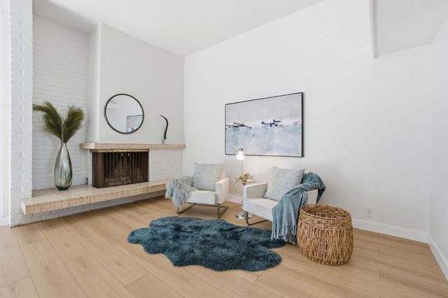 315 Carlos Avenue, Redwood City, CA 94061