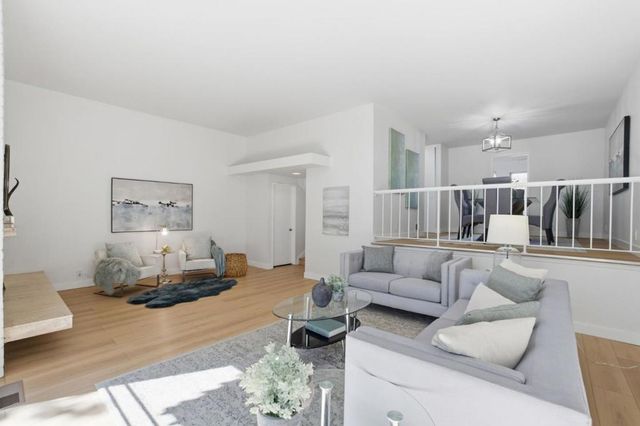 315 Carlos Avenue, Redwood City, CA 94061