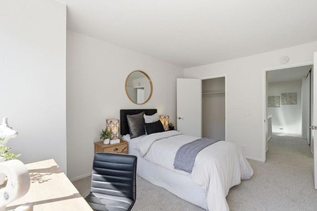 315 Carlos Avenue, Redwood City, CA 94061