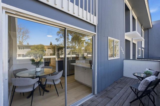 315 Carlos Avenue, Redwood City, CA 94061