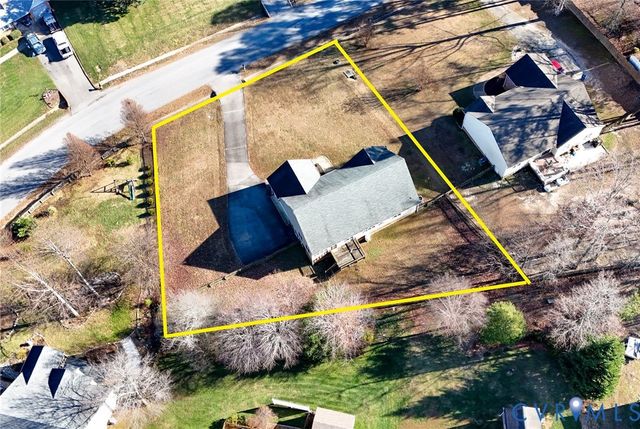 3120 Clintwood Rd, Midlothian, VA 23112