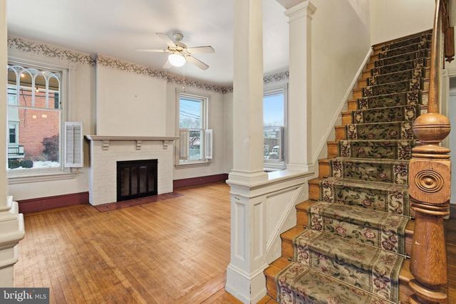 402 W UNION ST, West Chester, PA 19382