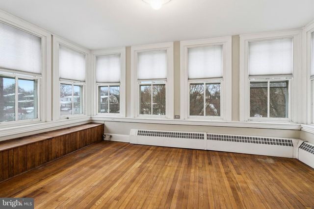 402 W UNION ST, West Chester, PA 19382