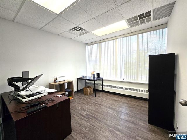 140 Sylvan Avenue, Englewood Cliffs, NJ 07632