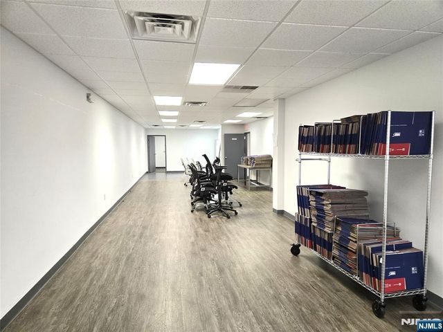 140 Sylvan Avenue, Englewood Cliffs, NJ 07632