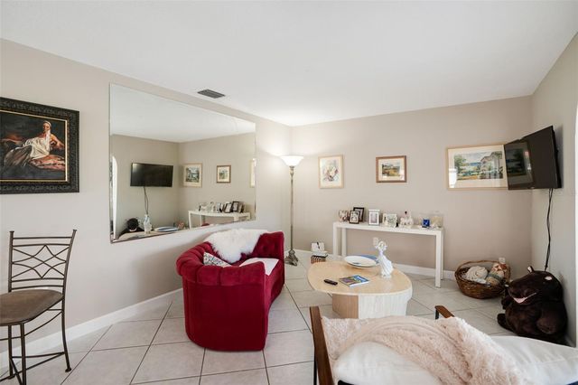 2330 RIVERBLUFF PARKWAY V245, Sarasota, FL 34231