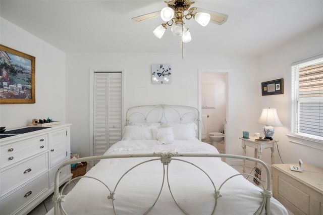 2330 RIVERBLUFF PARKWAY V245, Sarasota, FL 34231