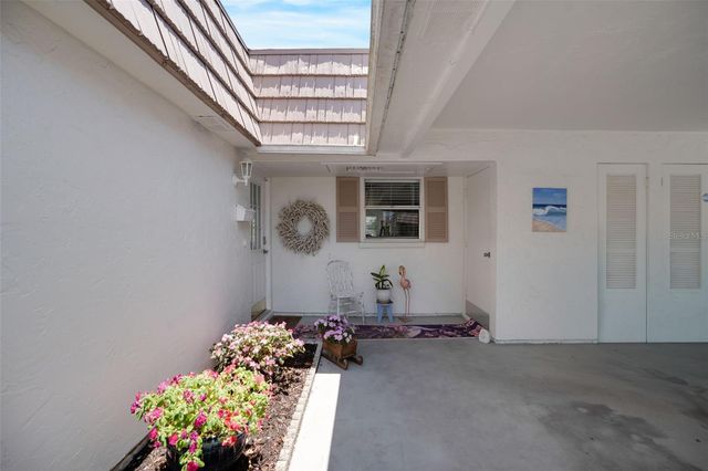 2330 RIVERBLUFF PARKWAY V245, Sarasota, FL 34231