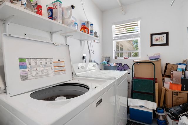 2330 RIVERBLUFF PARKWAY V245, Sarasota, FL 34231