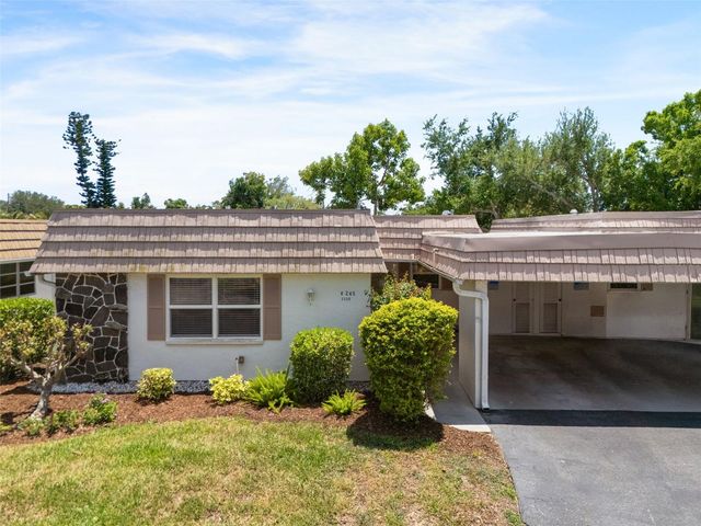 2330 RIVERBLUFF PARKWAY V245, Sarasota, FL 34231