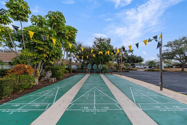 2330 RIVERBLUFF PARKWAY V245, Sarasota, FL 34231