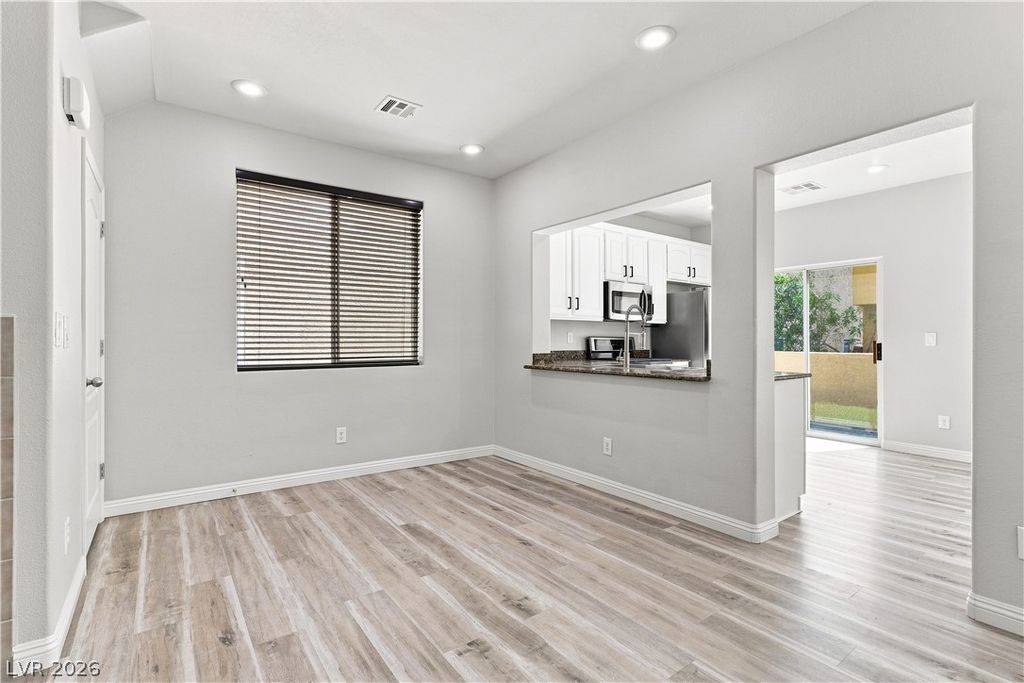 10590 Longoria Garden Street, Las Vegas, NV 89141 — photo 5