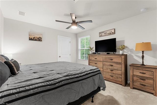 305 Lorraine DR, Williamsburg, VA 23185