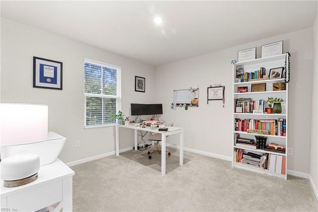 305 Lorraine DR, Williamsburg, VA 23185