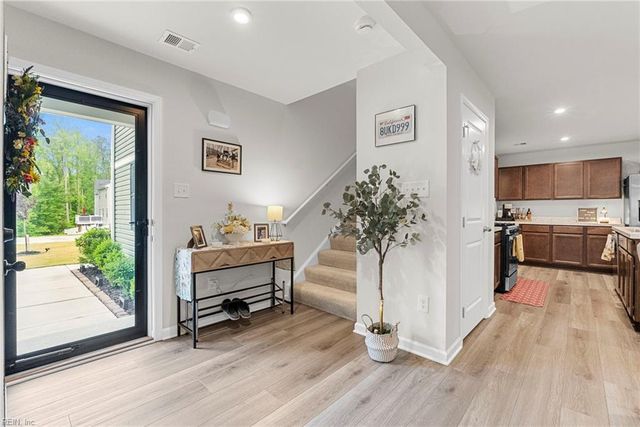 305 Lorraine DR, Williamsburg, VA 23185