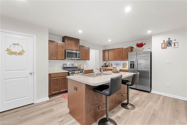 305 Lorraine DR, Williamsburg, VA 23185