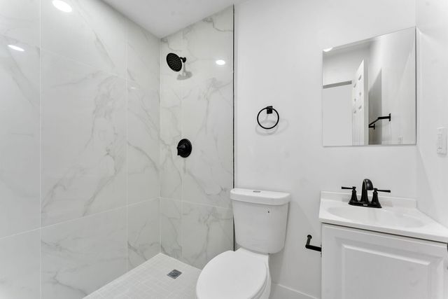 307 NW 6th Street, Deerfield Beach, FL 33441