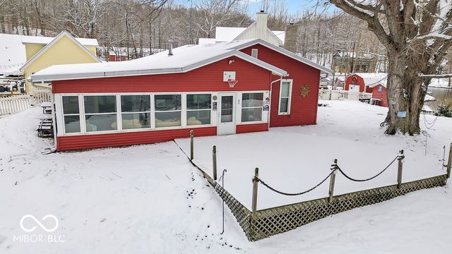 9405 E Southshore Drive, Unionville, IN 47468