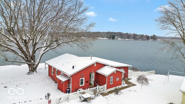 9405 E Southshore Drive, Unionville, IN 47468