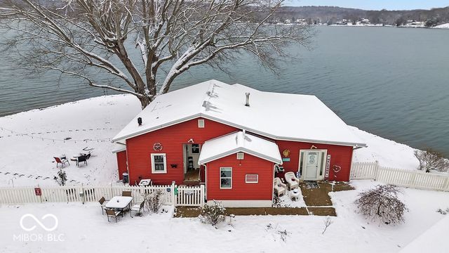 9405 E Southshore Drive, Unionville, IN 47468