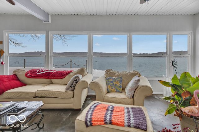 9405 E Southshore Drive, Unionville, IN 47468